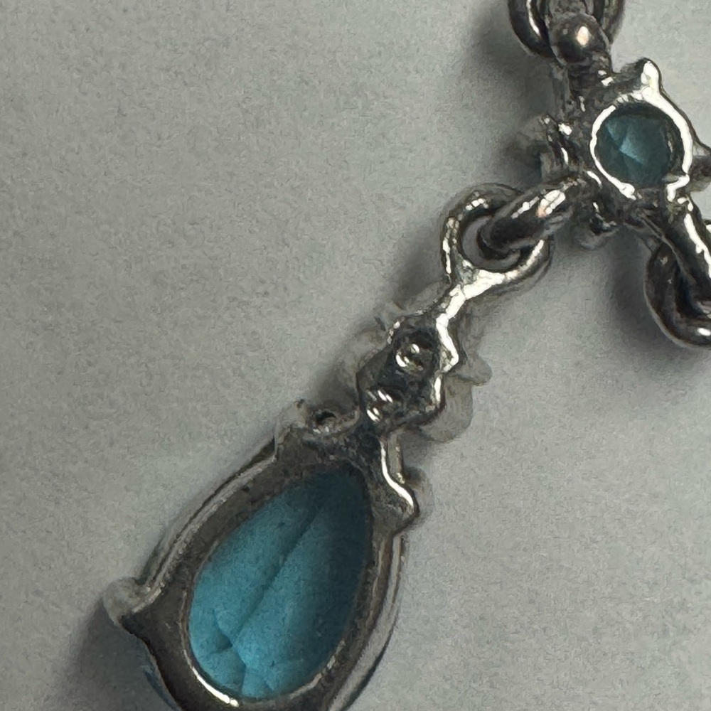 AVON Nina Ricci birthstone necklace - Picture 5 of 5